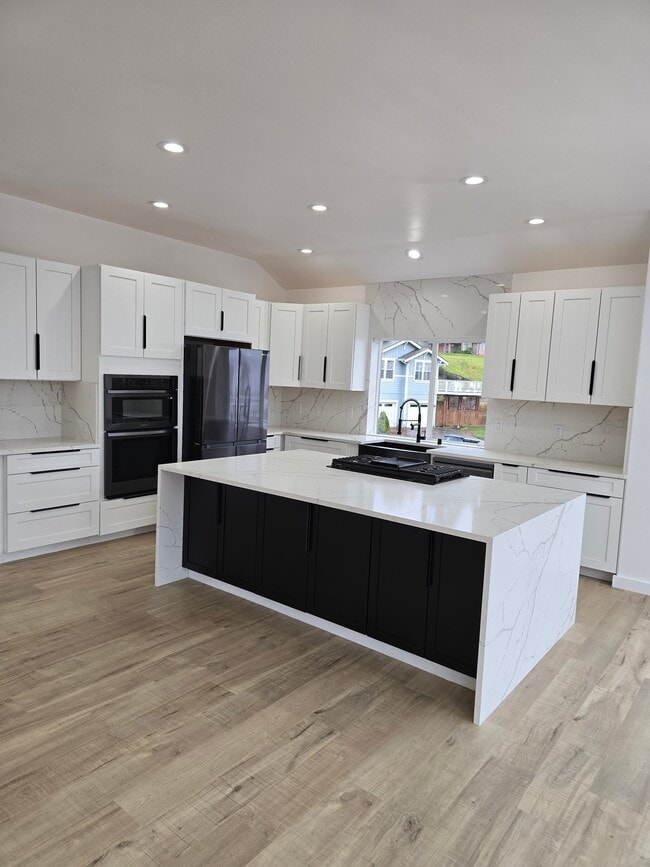 Building Photo - 2805 Chambers Bay Dr