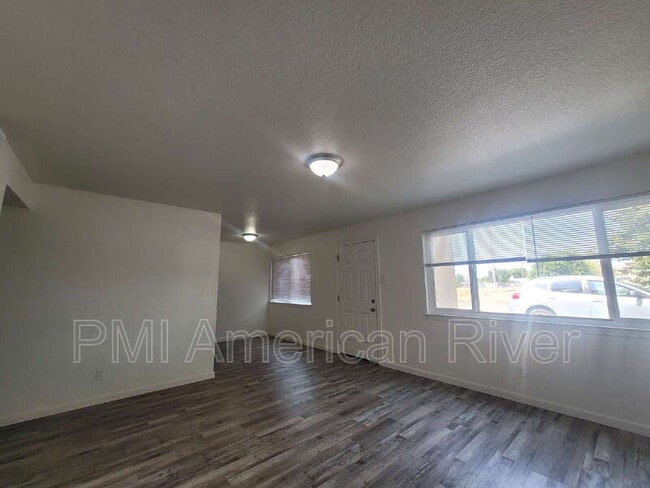 Photo - 7147 Bacchini Ave