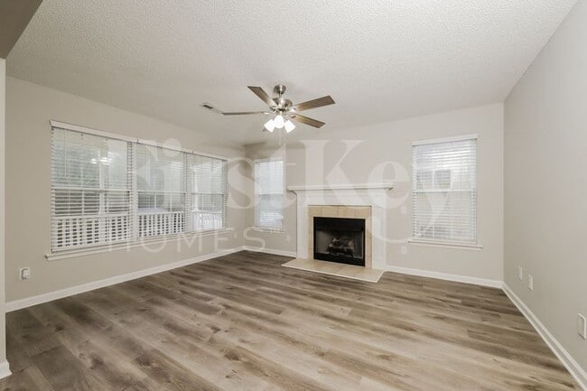 Photo - 4944 Lighthouse Ct