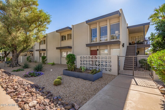 Building Photo - 7315 E Northland Dr Unit 4