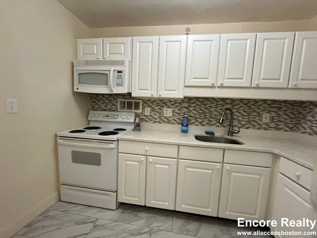 101 Monmouth St Unit 310