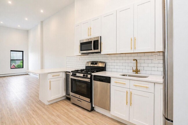 Photo - 189 Jefferson Ave Unit 3C