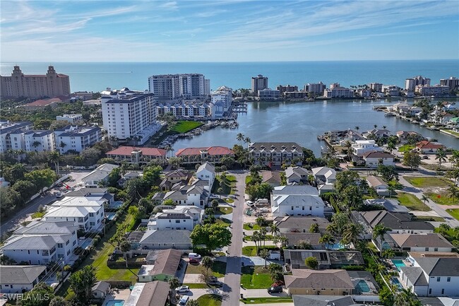 Building Photo - 530 92nd Ave N