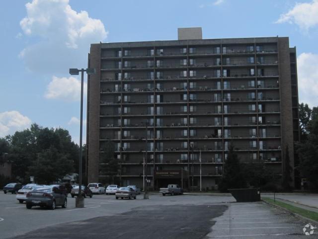 Building Photo - 1 Kanawha Terrace Rental