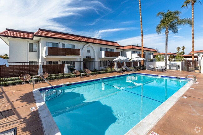 Piscina - Villa Del Mar Apartments