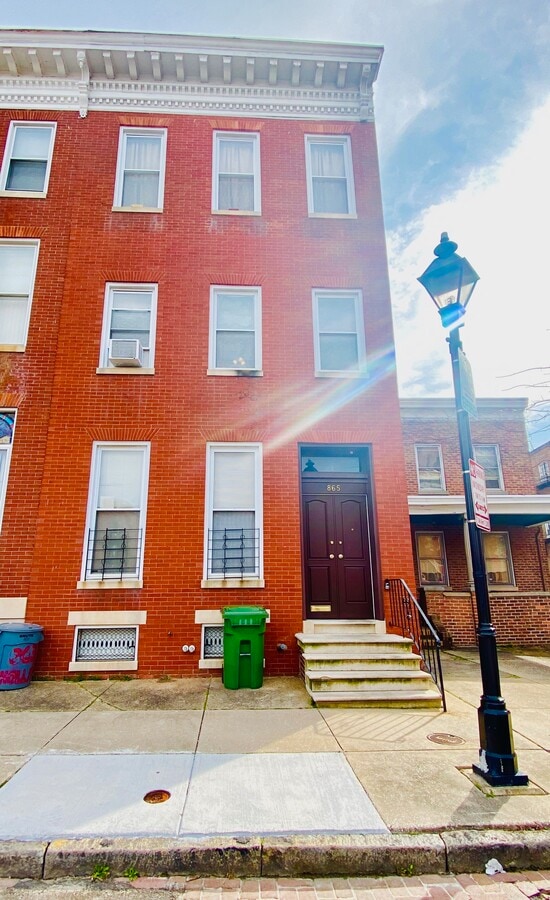 Photo - 865 Hollins St Townhome