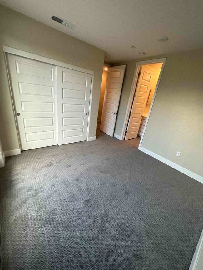 Photo - 415 Industrial Pky Unidad 1