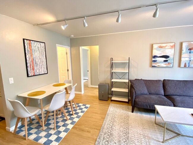 Photo - 2808 Jones Ave Unit 3