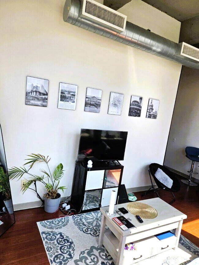 Photo - 511 N Broad St Unit 505