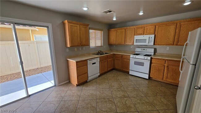 Photo - 5769 Old Colony Dr
