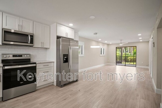 Photo - 16380 Dublin Cir