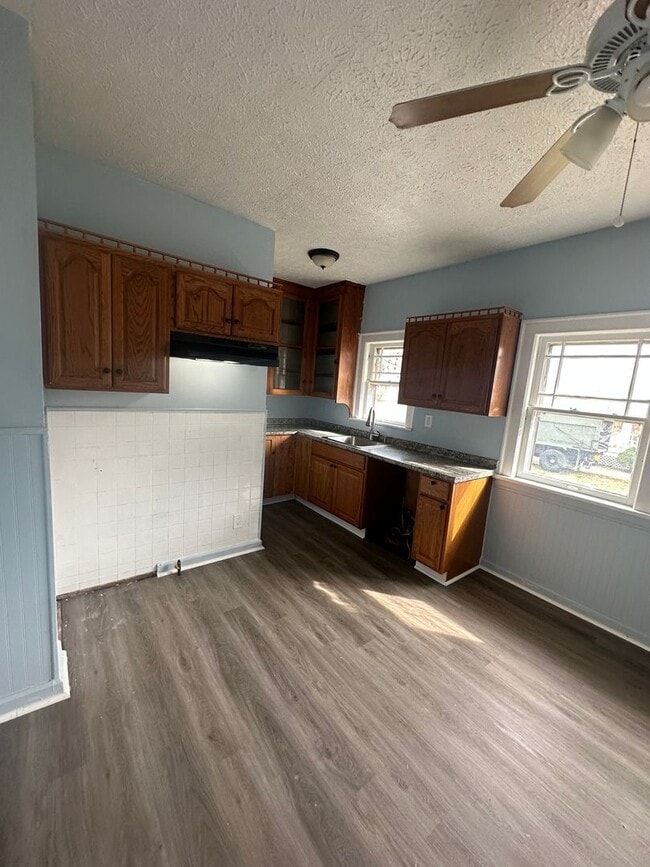 Photo - 4bd Single Maple Cash Pay