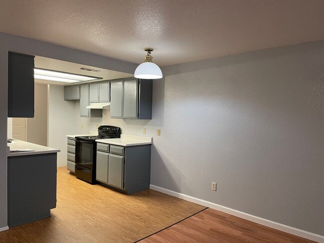 Photo - 1391 SW Kokanee Ln