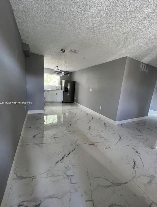 Photo - 511 NW 82nd Ave