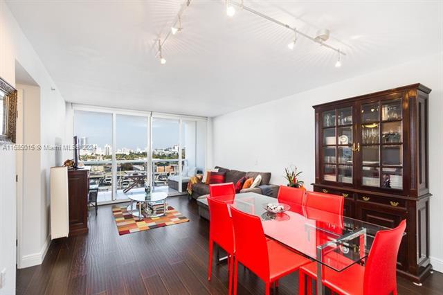 Photo - 1800 Sunset Harbour Dr Condo
