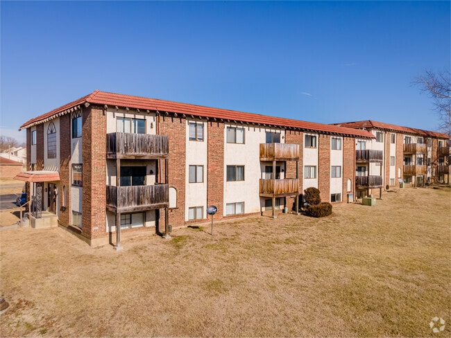Crown Point Apartments