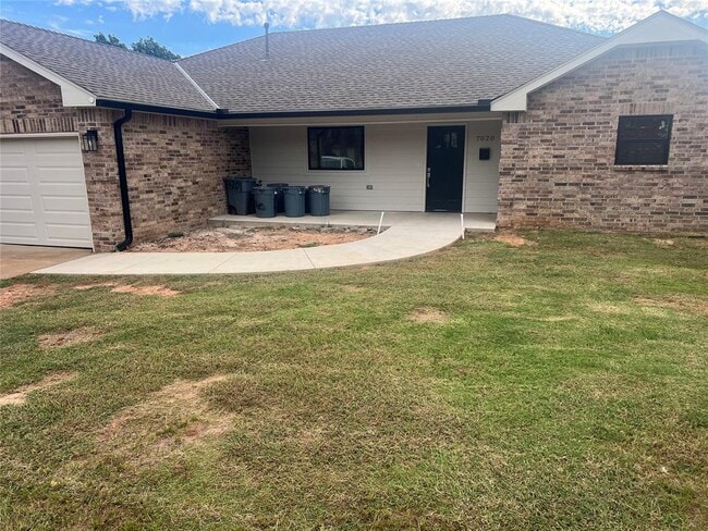 Building Photo - 7020 Comanche Ave Rental