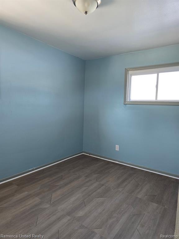 Photo - 25006 Midland Ave