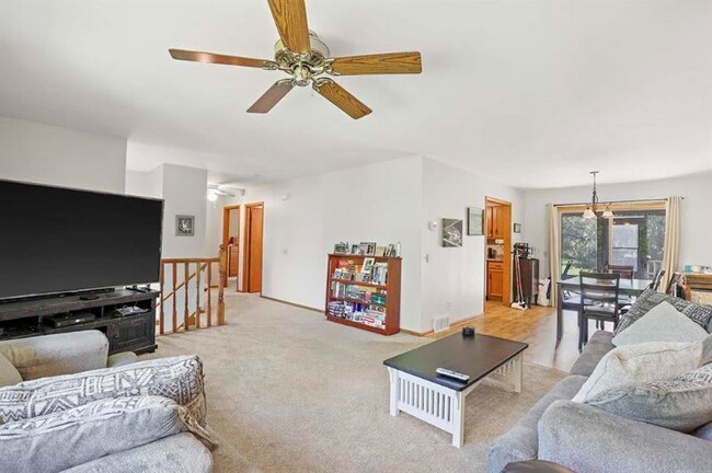 Photo - 3151 View Rd