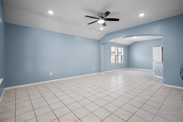 Photo - 925 Corbitt Ln