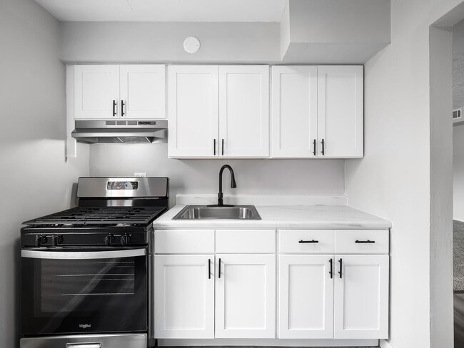 Photo - Heights Garden Apartments