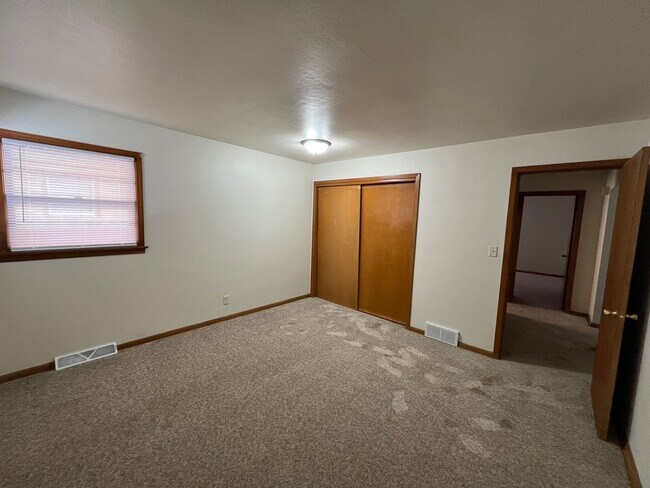 Photo - Holmes 2511-2513 Unidad 2511