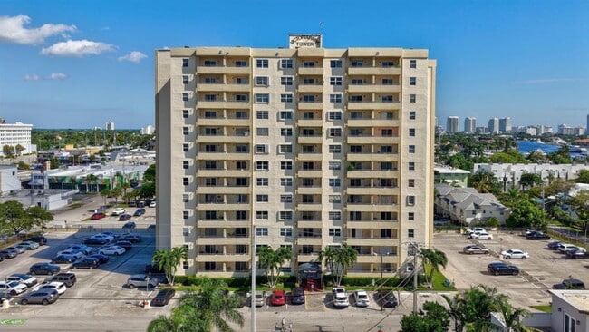 Photo - 900 NE 18th Ave Unit 1004