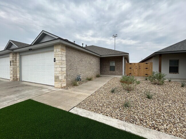 Photo - 4104 Trenton Ave