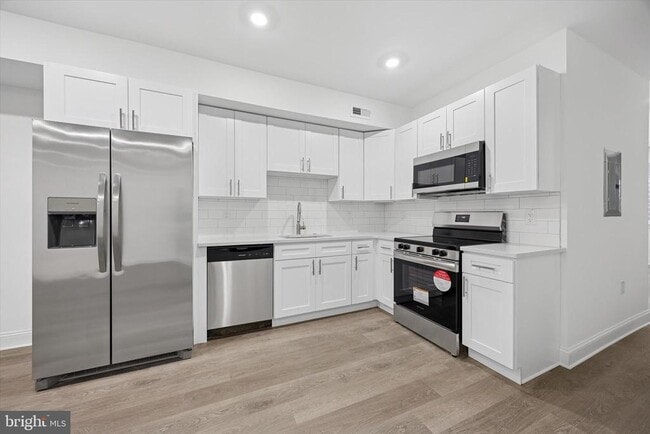 Building Photo - 838 S 51st St Rental
