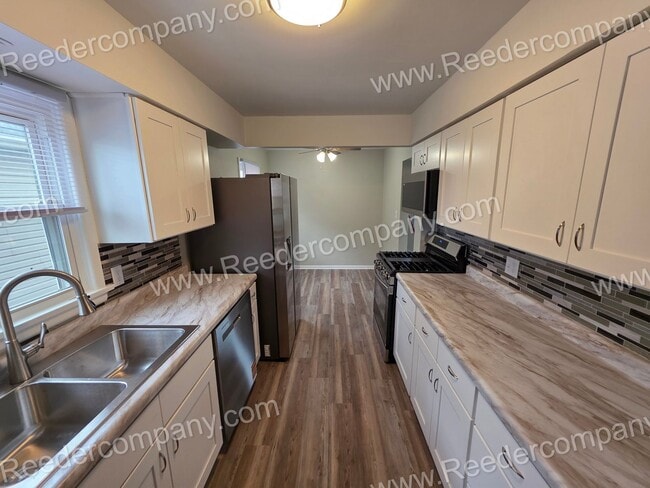 Photo - Updated 3 bedroom 1 bathroom House