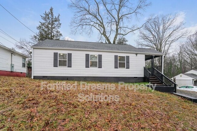 Photo - 3718 Tech Ave