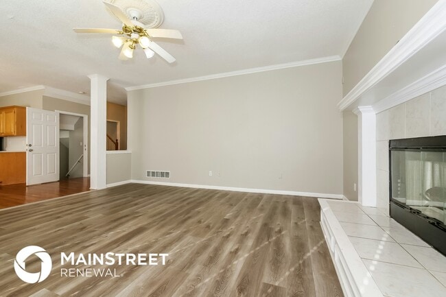 Photo - 4811 Lone Elm