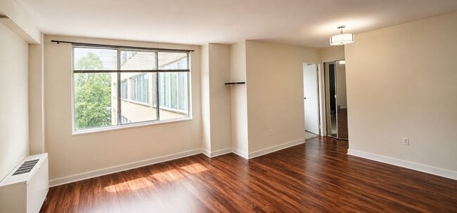 Photo - 6621 Wakefield Dr Unit 305