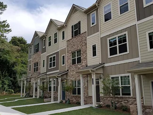 Building Photo - 1055 Bayrose Cir