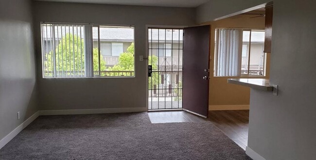12054 Downey Ave.