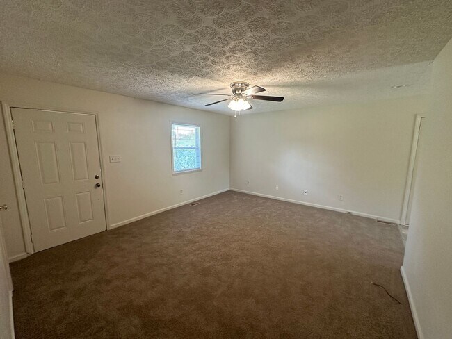 Photo - 6517 Portsmouth Dr