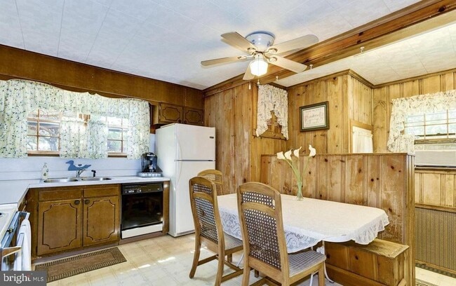 Photo - 3720 Drexel Ave