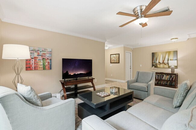 660 100th Ave N Unit SI FL1-ID1404250P
