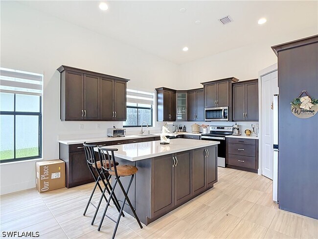 Photo - 4806 Frattina St.