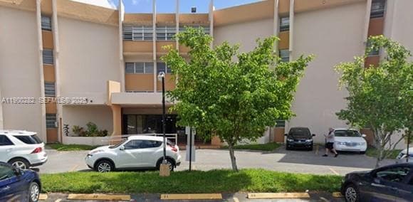 Building Photo - 9678 Fontainebleau Blvd Unit 310