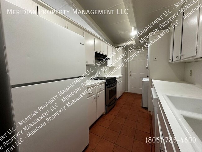 Photo - 2003 32nd-A Unit A