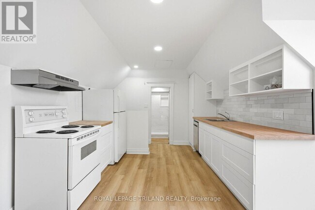 Photo - 84 Smith St Unit 2