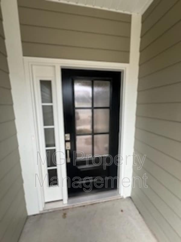 Photo - 3024 Findley Rd