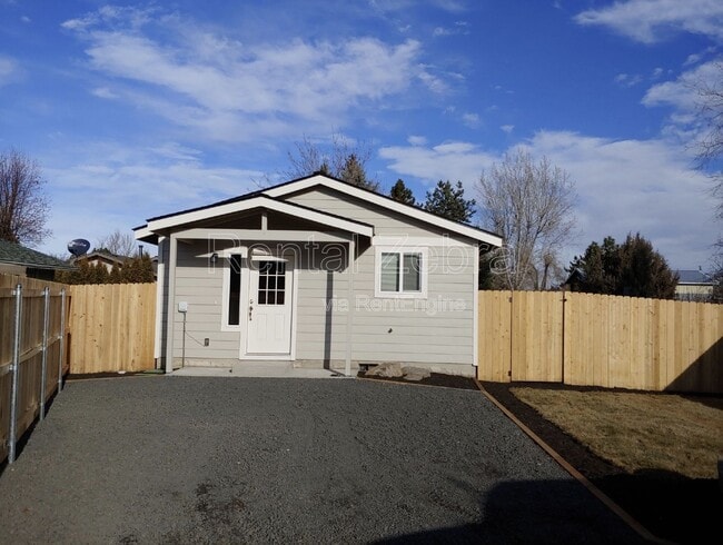 Building Photo - 2044 NW 11th St