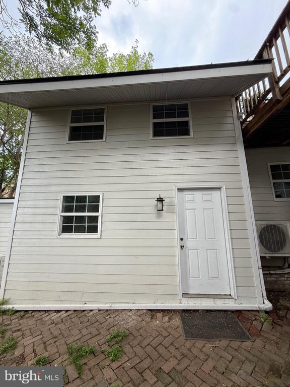 Photo - 512 Caroline St