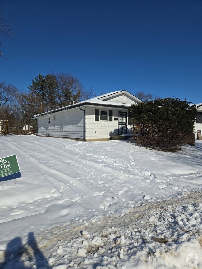 Building Photo - 9706 Conried Dr Rental