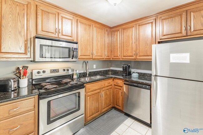 Photo - 6614 Willow Pointe Dr NW Unidad B