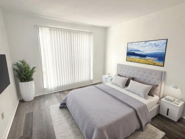 Photo - 2824 S Bartell Dr Unit 35