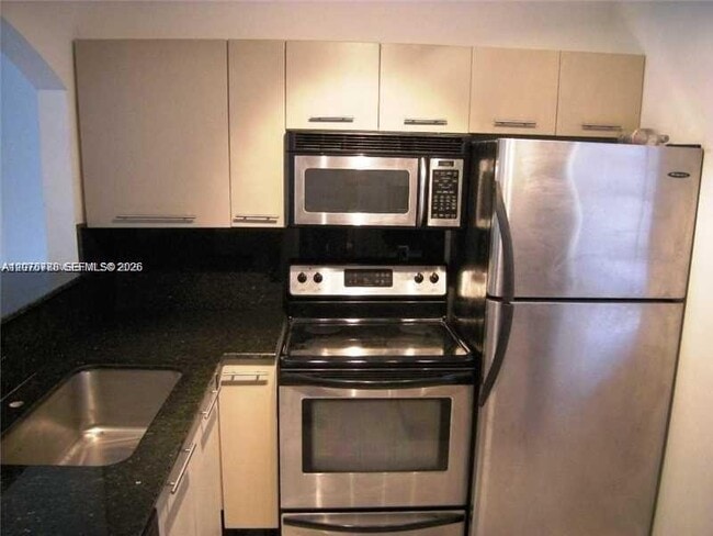 Photo - 701 Euclid Ave Unit 403