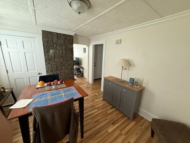 Photo - 35 Winthrop Ave Unidad 1 Rental